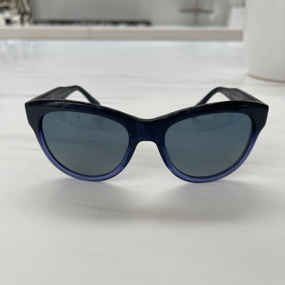 SALT Faulkner polarized sunglasses like new and blue!